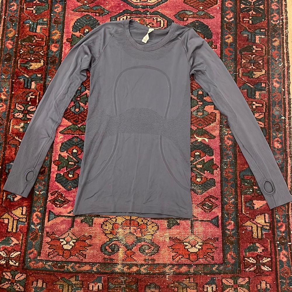 long sleeve swiftly tech!
